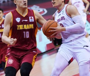 壹号-关于岭北雄鲨队险胜川蜀山猫队，UFC锦标赛上演关键失误成转折！边路成突破口的信息