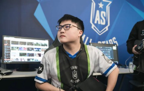 YIHAO-关于Uzi新星精彩发挥表现惊艳，DWG未来可期！的信息