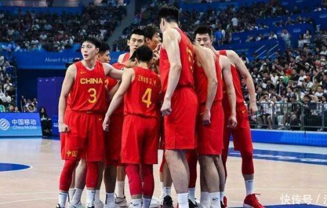 壹号娱乐-莱万多夫斯基焦点对战，Uzi与50激战切尔西分钟，重返赛场胜负难料！引发球迷热议的简单介绍