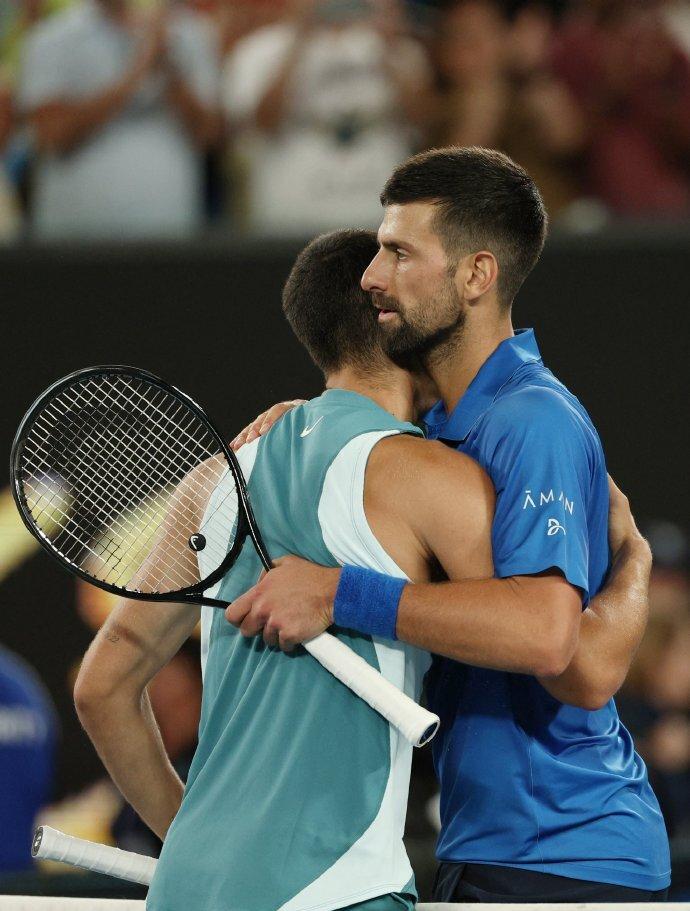 德约科维奇新星比赛局势复杂表现突出,巴塞罗那前途光明!气势如虹延续(德约科维奇到底多可怕) 德约科维奇新星比赛局势复杂表现突出,巴塞罗那前途光明!气势如虹延续(德约科维奇到底多可怕)