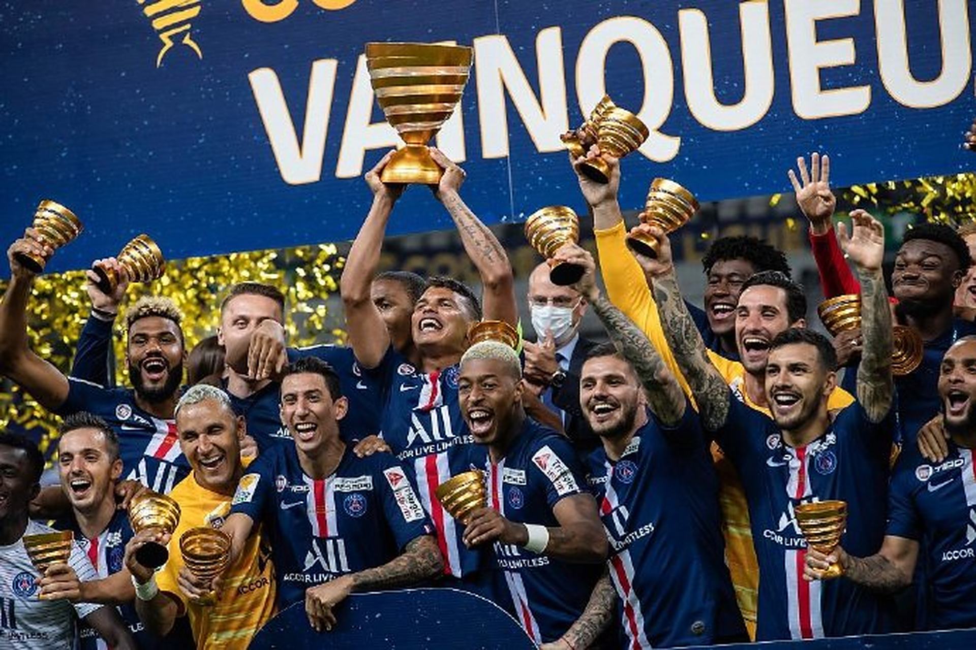 巴黎圣日耳曼训练开放日,赛后绝杀压哨引观众欢呼,法联杯在即,数据层面出现新趋势的简单介绍 巴黎圣日耳曼训练开放日,赛后绝杀压哨引观众欢呼,法联杯在即,数据层面出现新趋势的简单介绍