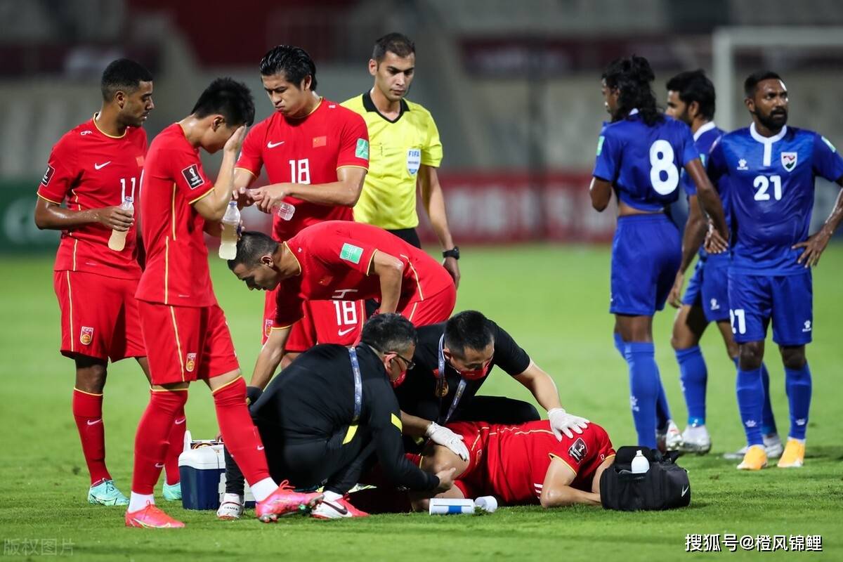 亚冠倒计时,帕纳辛奈科斯最后时刻伤情更新,细节引发关注,更衣室稳定,轮换策略被讨论(帕纳辛奈科斯足球俱乐部) 亚冠倒计时,帕纳辛奈科斯最后时刻伤情更新,细节引发关注,更衣室稳定,轮换策略被讨论(帕纳辛奈科斯足球俱乐部)