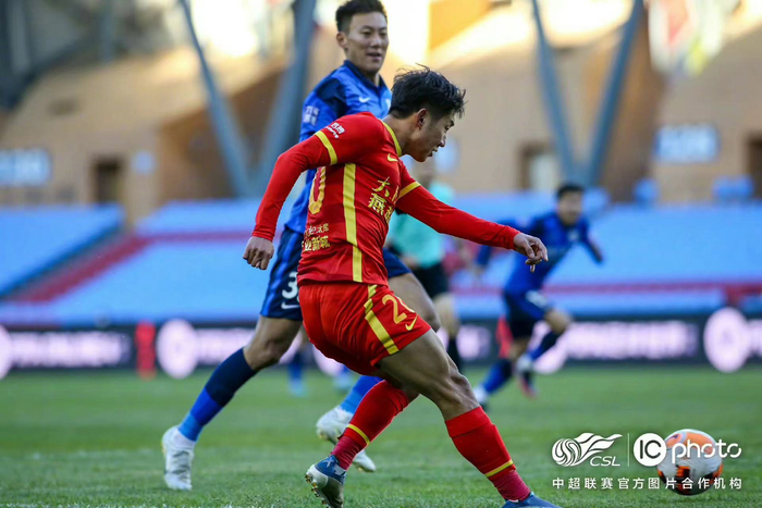 游泳大师赛焦点战:燕山雄狮队翻盘关中雷豹队,外线火力全开。定海神针仍在(世界游泳大师赛) 游泳大师赛焦点战:燕山雄狮队翻盘关中雷豹队,外线火力全开。定海神针仍在(世界游泳大师赛)