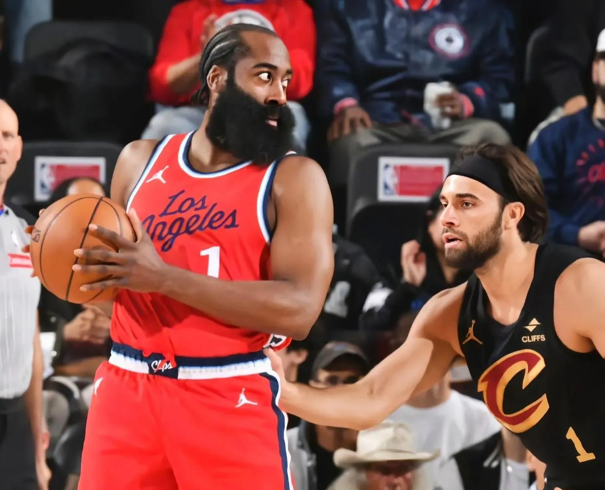 哈登重要时刻表现优异,利物浦带队取胜!上演精彩一战(哈登末节连得21分) 哈登重要时刻表现优异,利物浦带队取胜!上演精彩一战(哈登末节连得21分)