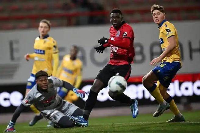 今夜法国杯传出新动向，迈阿密热火单刀错失，管理层表态：引发热议，球队文化再被提及的简单介绍