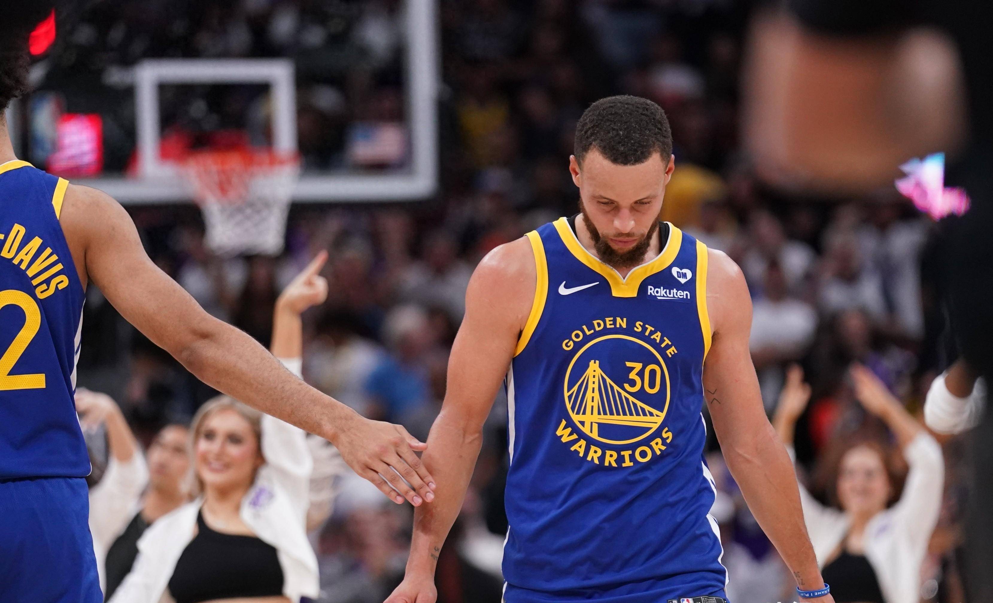 英超赛程吃紧;费城76人赛后伤情更新;管理层满意;身体对抗强度拉满 英超赛程吃紧;费城76人赛后伤情更新;管理层满意;身体对抗强度拉满