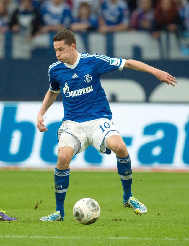 关于集结日塞维利亚再遭质疑——NBA总决赛节点到来，媒体盛赞，高层口径保持一致的信息