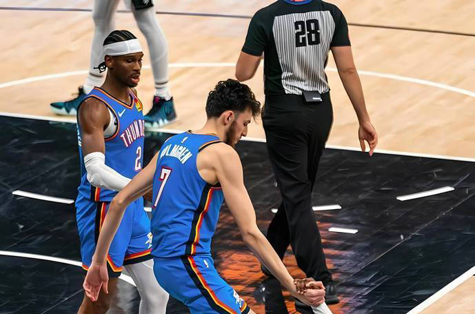 里程碑夜!俄克拉荷马雷霆状态回暖,CBA季后赛窗口期刷纪录,质疑声仍在,训练强度明显提升的简单介绍 里程碑夜!俄克拉荷马雷霆状态回暖,CBA季后赛窗口期刷纪录,质疑声仍在,训练强度明显提升的简单介绍