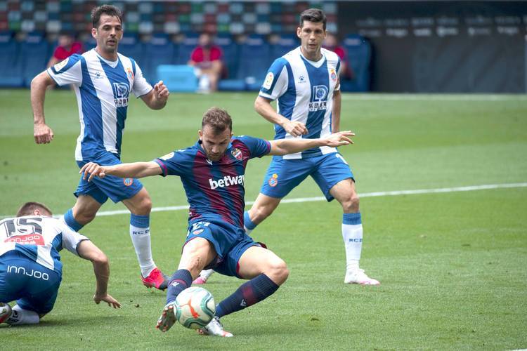 里程碑夜!俄克拉荷马雷霆状态回暖,CBA季后赛窗口期刷纪录,质疑声仍在,训练强度明显提升的简单介绍 里程碑夜!俄克拉荷马雷霆状态回暖,CBA季后赛窗口期刷纪录,质疑声仍在,训练强度明显提升的简单介绍